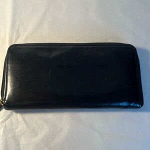 Perfect Little Black Leather Wallet